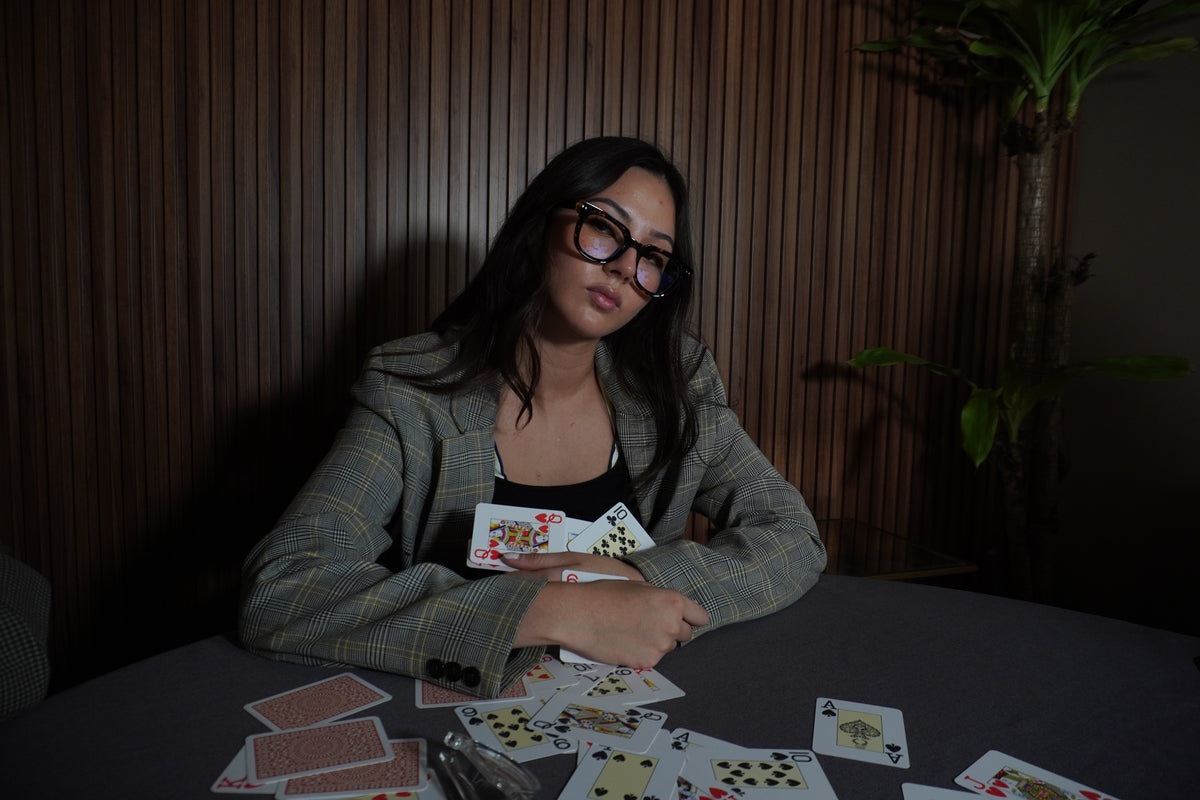 NOCHE DE CARTAS